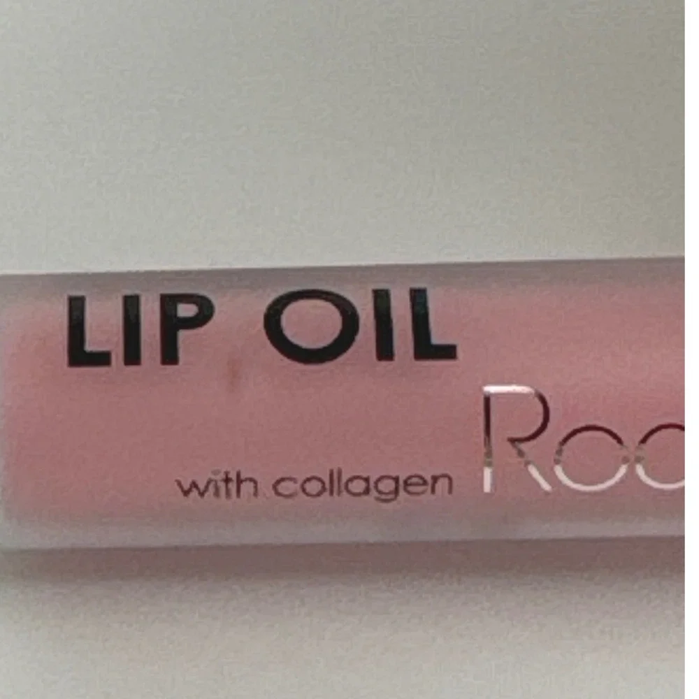 Rodial Lip Oil With Collagen Hydrating Plumping Natural Oils Soft Pink Shade NIB